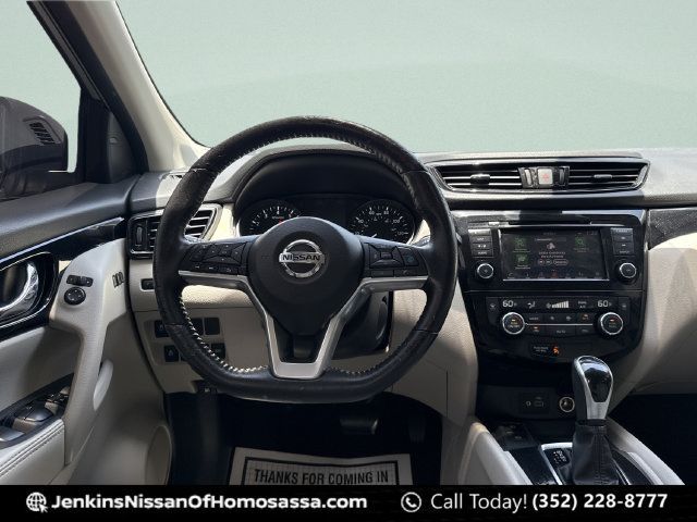 Certified 2021 Nissan Rogue Sport SL w/ Premium Package FWD image 23