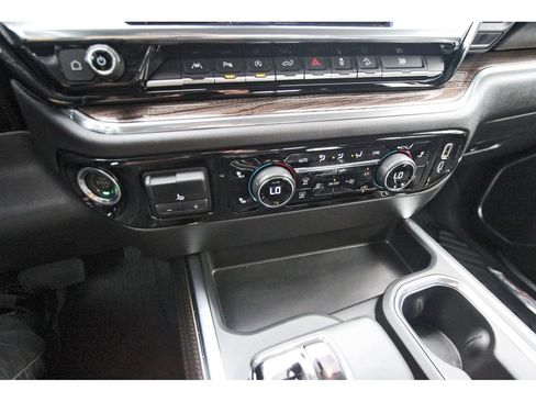 Used 2025 Chevrolet Silverado 1500 LT Trail Boss w/ LT Trail Boss Premium Package AWD/4WD image 25