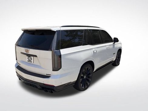 Used 2025 Cadillac Escalade V w/ LPO, ONYX Package AWD/4WD image 12