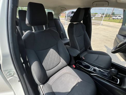Used 2021 Toyota Corolla LE FWD image 27