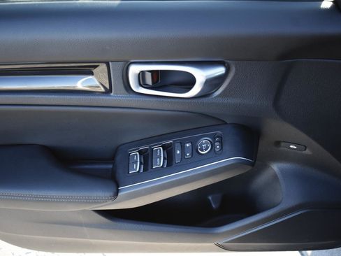 Used 2024 Honda Civic Touring image 21