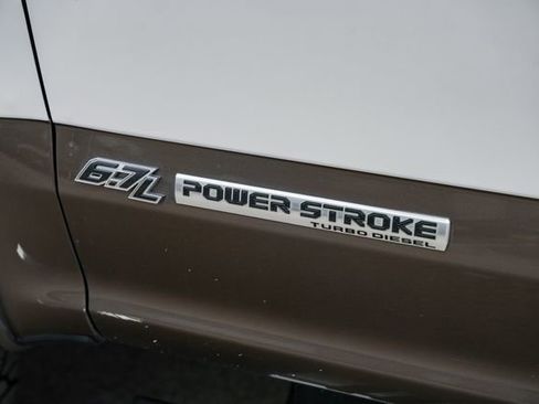 Used 2017 Ford F250 Lariat w/ Lariat Ultimate Package image 17