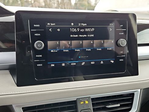 New 2026 Volkswagen Taos SE AWD/4WD image 16