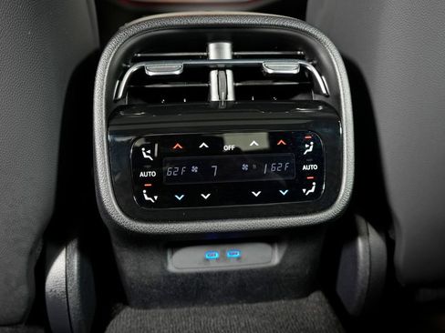 Certified 2025 Mercedes-Benz E 53 AMG e 4MATIC Sedan image 30