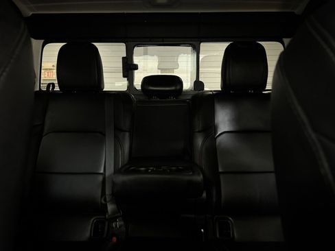 Used 2024 Jeep Gladiator Rubicon w/ Convenience Group image 14