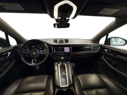 Used 2021 Porsche Macan AWD/4WD image 17