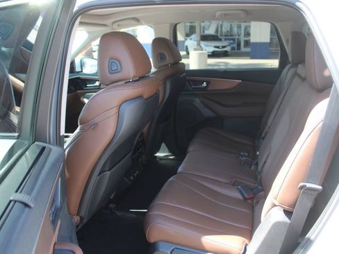 Used 2023 Acura MDX FWD w/ Technology Package image 15