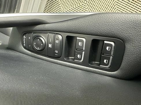 Used 2023 Kia Stinger GT-Line w/ Sun & Sound Package AWD/4WD image 25