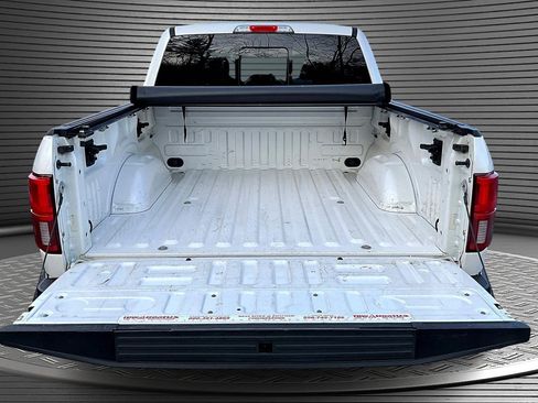 Used 2019 Ford F150 Lariat w/ Equipment Group 502A Luxury image 7
