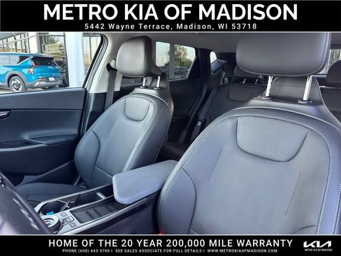 Used 2024 Kia EV6 Wind w/ Wind Technology Package AWD/4WD image 17