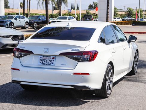 Used 2025 Honda Civic Sport Touring image 11