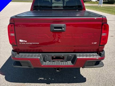 Used 2021 Chevrolet Colorado LT w/ Safety Package AWD/4WD image 5
