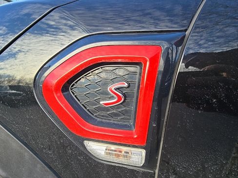 Used 2018 MINI Cooper Countryman S image 15