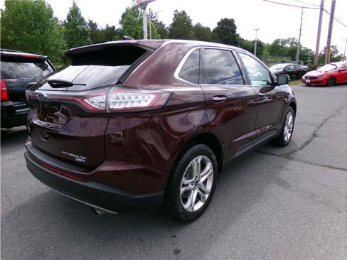 Used 2018 Ford Edge Titanium w/ Ford Safe & Smart Package AWD/4WD image 14