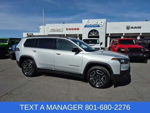 New 2026 Jeep Cherokee Laredo AWD/4WD image 1
