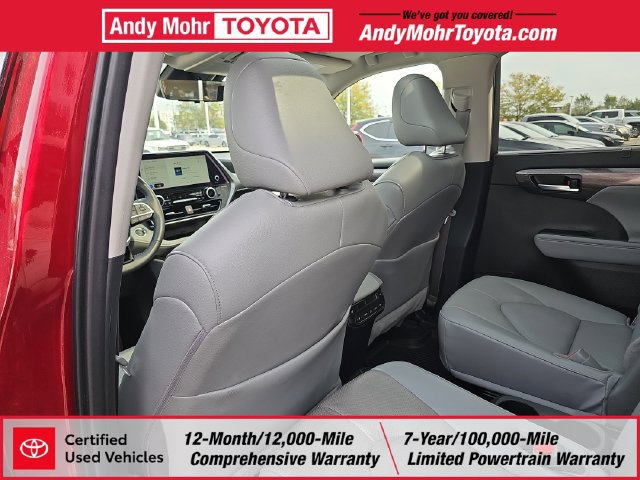 Certified 2026 Toyota Highlander Platinum AWD/4WD image 31