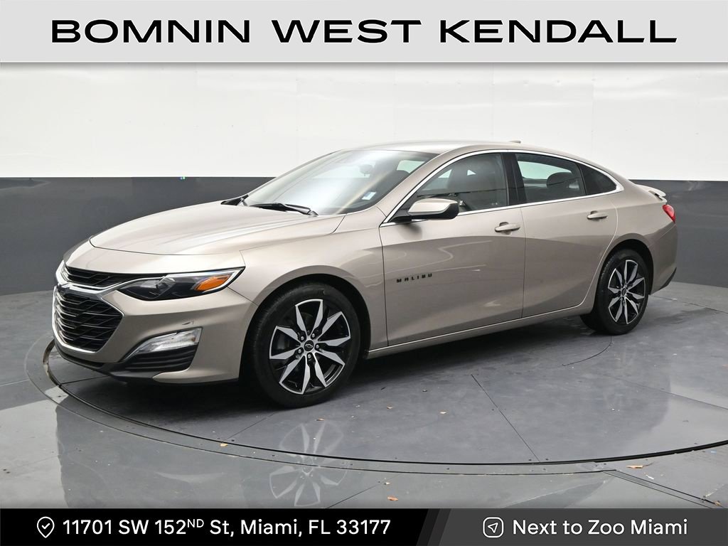 Used 2024 Chevrolet Malibu RS FWD image 1