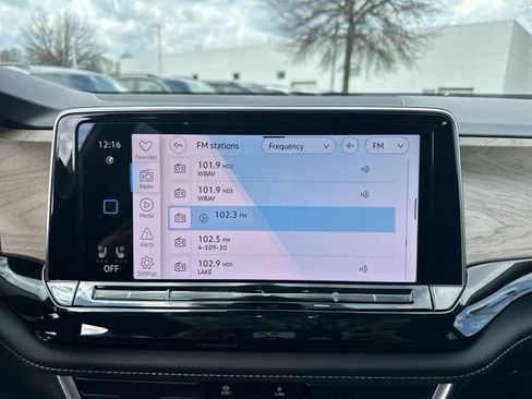 New 2026 Volkswagen Atlas SE image 22