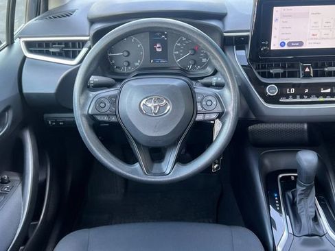 Used 2023 Toyota Corolla LE FWD image 16