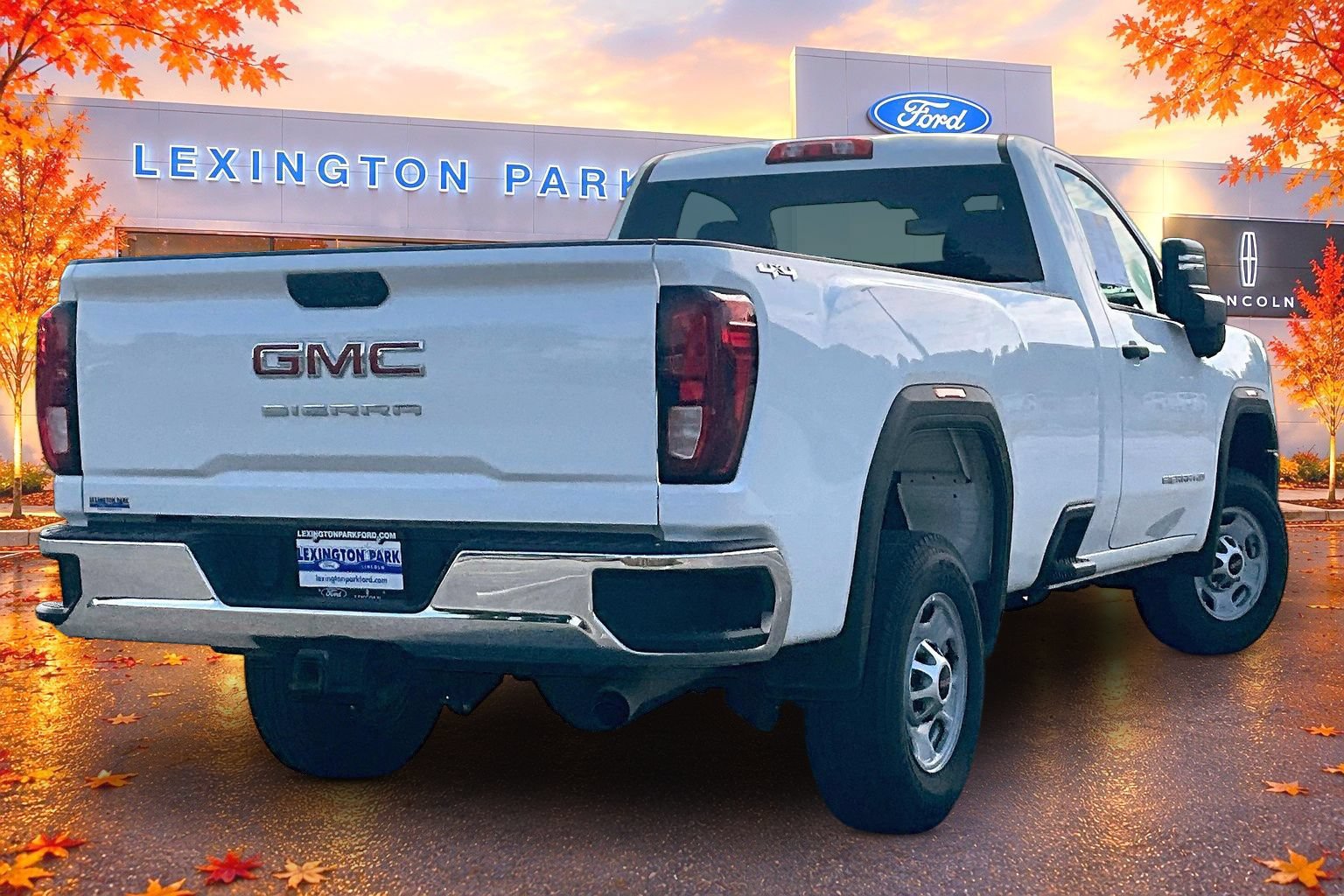 Used 2024 GMC Sierra 2500 Pro w/ Convenience Package AWD/4WD image 5