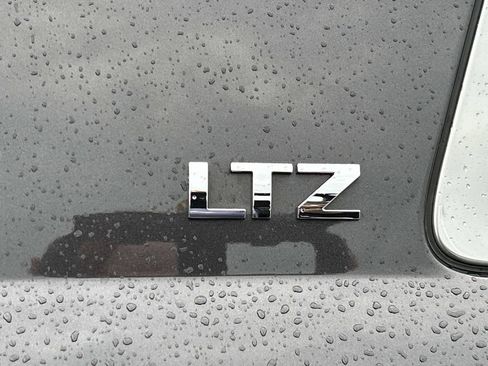 Used 2016 Chevrolet Tahoe LTZ AWD/4WD image 10