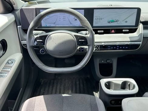 Used 2024 Hyundai Ioniq 5 SEL AWD/4WD image 13