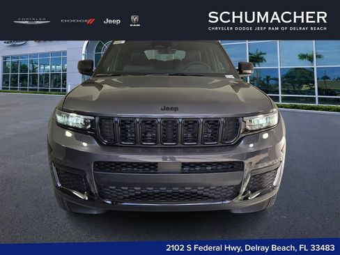 New 2025 Jeep Grand Cherokee L Laredo RWD image 3