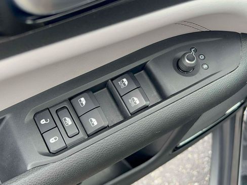 Used 2023 Jeep Compass Limited w/ Elite Group AWD/4WD image 22