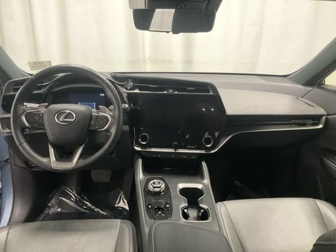 Used 2023 Lexus RZ 450e Premium w/ Technology Package AWD/4WD image 3