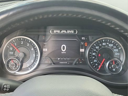 Used 2023 RAM 1500 Big Horn AWD/4WD image 11