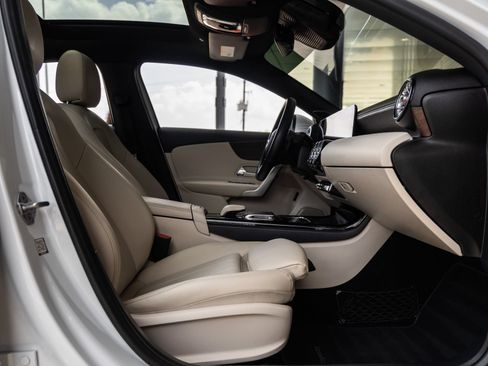 Used 2019 Mercedes-Benz A 220 image 35