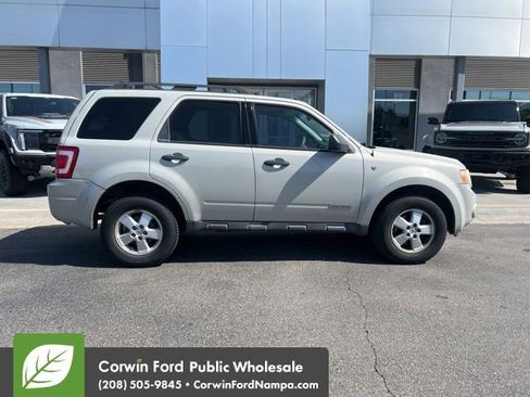 Used 2008 Ford Escape XLT FWD image 8