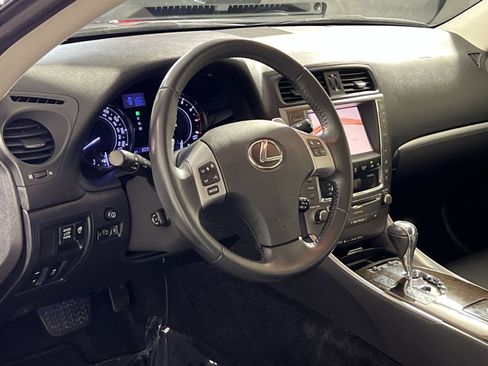 Used 2014 Lexus IS 250C w/ Navigation System Package RWD image 16
