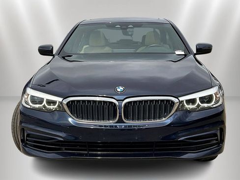 Used 2020 BMW 530i xDrive w/ Convenience Package image 2