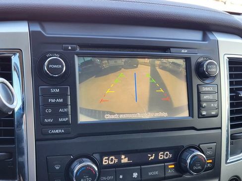 Used 2017 Nissan Titan PRO-4X image 18