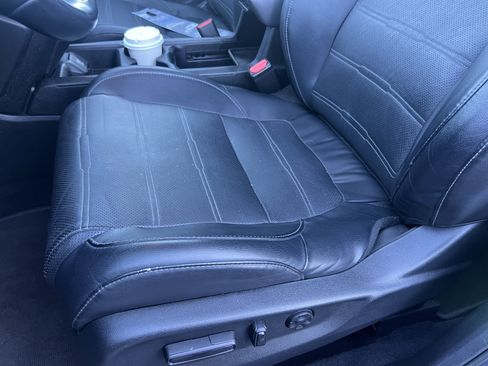 Used 2019 Honda CR-V EX-L image 17