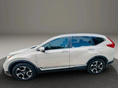 Used 2017 Honda CR-V Touring image 2