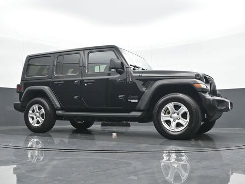 Used 2021 Jeep Wrangler Unlimited Sport AWD/4WD image 23