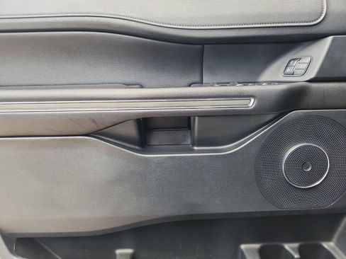 Used 2018 Ford Expedition Max XLT w/ Equipment Group 202A RWD image 23