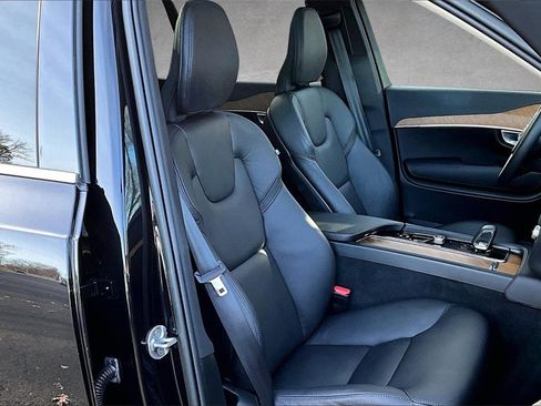 Certified 2023 Volvo XC90 B6 Plus w/ Protection Package Premier image 30
