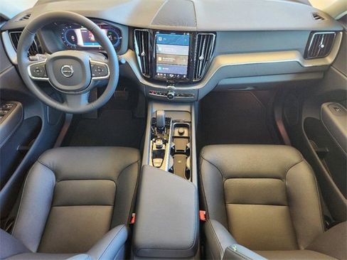Certified 2025 Volvo XC60 T8 Core w/ Protection Package Premier image 27