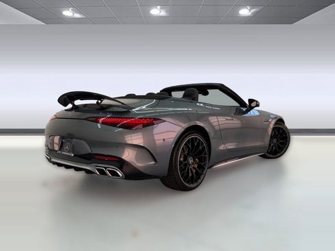 Certified 2022 Mercedes-Benz SL 63 AMG 4MATIC w/ Driver Assistance Package image 8