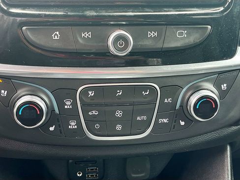 Used 2023 Chevrolet Traverse Premier w/ Redline Edition FWD image 16