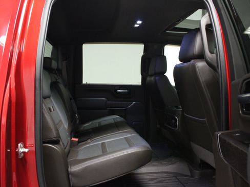 Used 2022 GMC Sierra 3500 Denali w/ Denali Ultimate Package AWD/4WD image 15