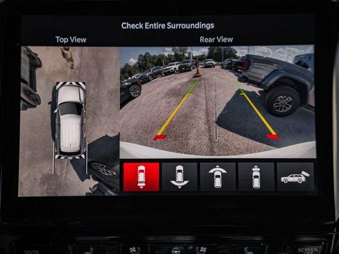 New 2025 Jeep Grand Cherokee Overland w/ Adv Protech Group III image 38