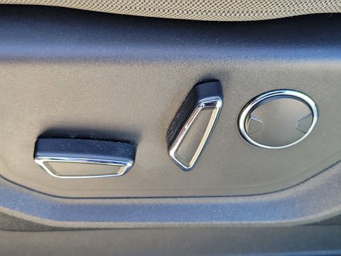 Used 2018 Ford F150 XLT w/ Equipment Group 302A Luxury image 15