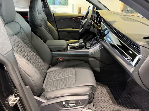 New 2026 Audi RS Q8 performance image 13