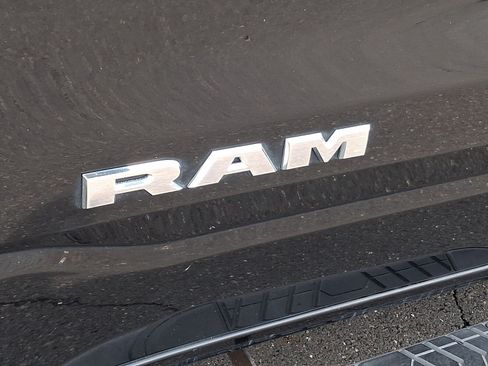 Used 2019 RAM 1500 Big Horn AWD/4WD image 33