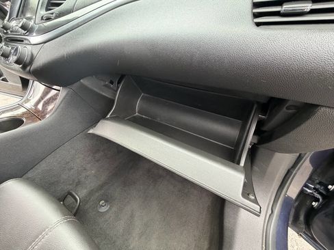 Used 2015 Chevrolet Impala LT image 21