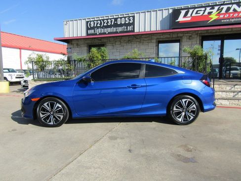 Used 2018 Honda Civic EX-T image 2